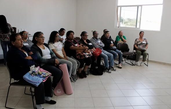 Fortalece DIF Atotonilco de Tula el bienestar de cuidadores con el taller «Caminando Juntos: Cuida sin olvidarte de ti»