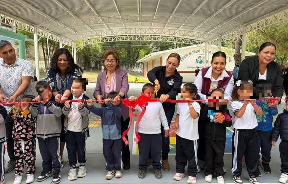 Donan patio didáctico y área de matrogimnasia al Jardín de Niños Diego Rivera