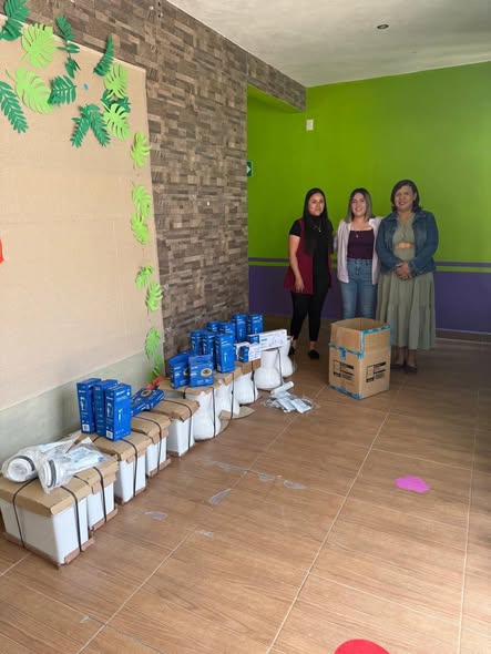 Supervisan y entregan apoyos a los CAIs de Atotonilco de Tula