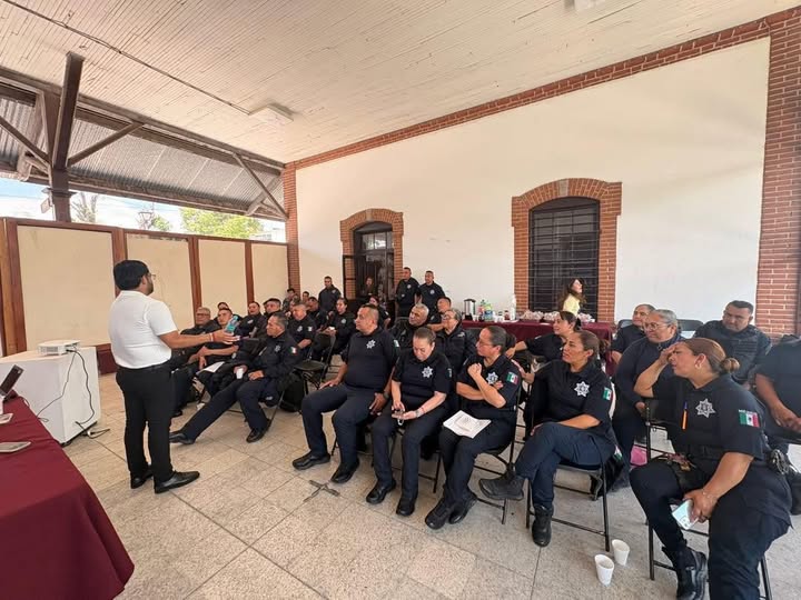 Gobierno municipal de Tula de Allende fortalece la seguridad con capacitación y profesionalización constante.