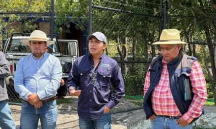 Supervisan aforo del Manantial «Las Peras» en Tepeji del Río
