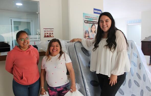 Entregan en Atotonilco de Tula colchones y bases para cama del Programa Hogares en Transformación