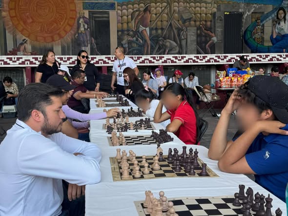 Realizan en Tula torneo de ajedrez con causa y caminata canina