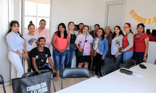 Presidenta del DIF de Atotonilco visita los Centros PILARES de la localidad de QUMA