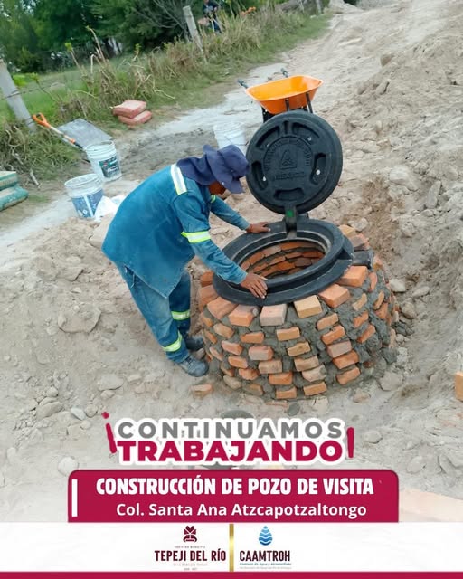 Mejorará trabajos de mantenimiento con pozo de visita en la red de drenaje de la comunidad de Santa Ana Azcapotzaltongo