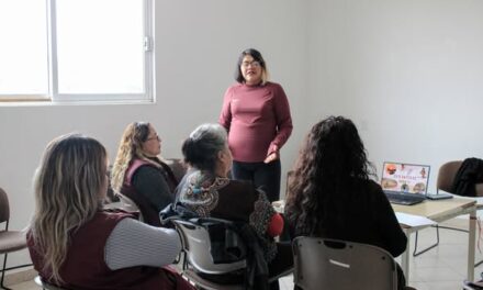 Se llevó a cabo el taller «Una vida enlazada con la maternidad: Rol y realidad, maternidad y mujeres» en Atotonilco de Tula