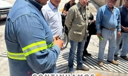 Titular de la CAAMTROH atiende solicitudes de vecinos de San Juan Otlaxpa
