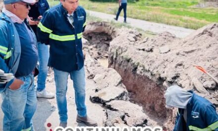 La CAAMTROH continúa labores de reubicación de línea de agua potable en el puente La Romera