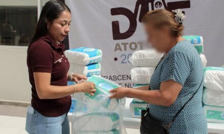 DIF Atotonilco entregó 100 paquetes de pañales