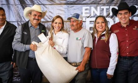 Productores tepejanos reciben apoyos