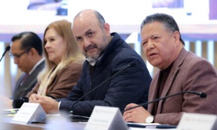 Julio Menchaca respalda el fortalecimiento de la educación superior