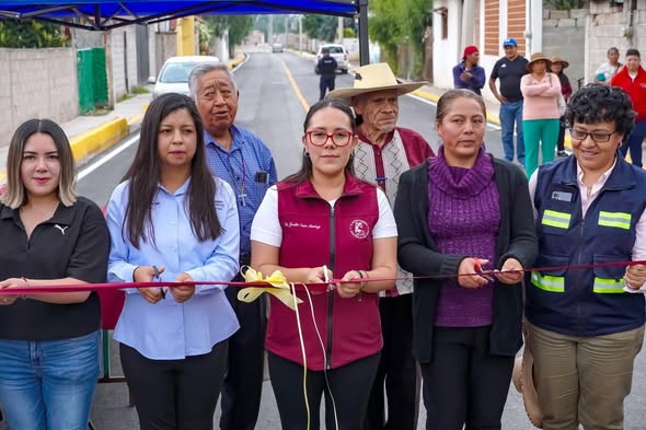 Yocelyn Mendoza encabeza inauguración de infraestructura vial en la comunidad de Ocampo