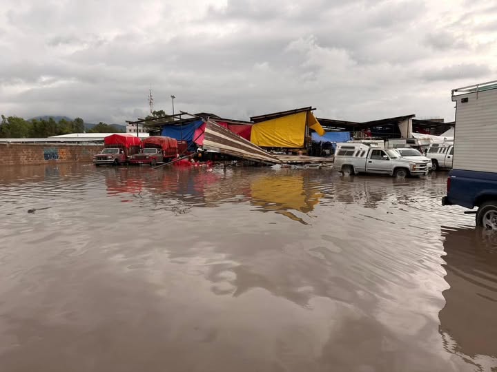 Tepeji del Río mantiene un operativo permanente para atender las afectaciones reportadas tras las lluvias
