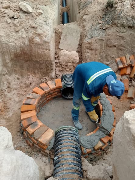 La CAAMTROH continúa trabajando para fortalecer la infraestructura sanitaria del municipio