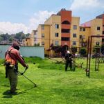 Realizan labores de limpieza, poda y mantenimiento en el parque del Infonavit El Cerrito
