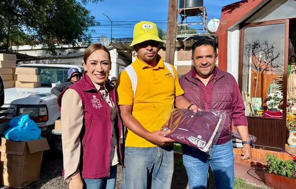 Entregan uniformes y un nuevo camión a Servicios Públicos de Tepeji