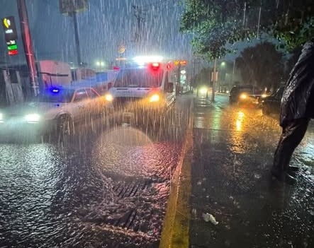 Protección Civil y Bomberos Tula se encuentran trabajando en diferentes zonas del municipio tras las lluvias registrdas