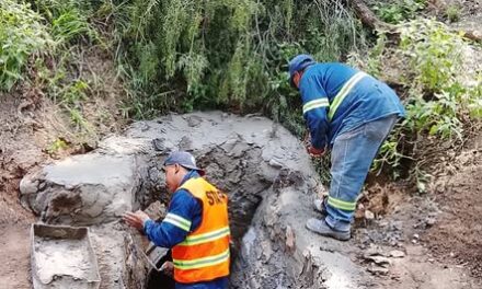CAAMTROH concluye trabajos de mamposteo en el puente de Taxhido