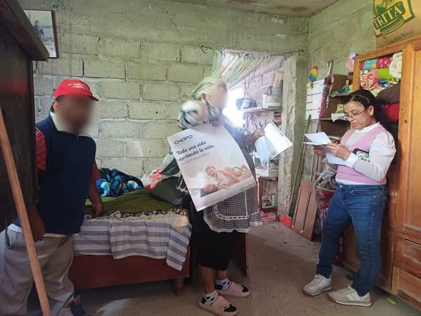 Brindan atención cercana a personas en situación de vulnerabilidad de Atotonilco de Tula