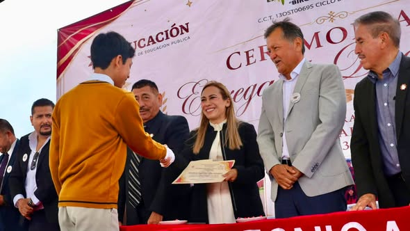 Gobierno Municipal acompaña la clausura de la Generación 2023–2026 de la Escuela Secundaria Técnica No. 64 “Brigitta Leander”