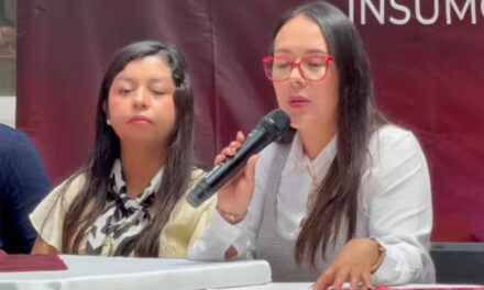 Entregan 116 apoyos sociales a habitantes de Atotonilco de Tula mediante programa del DIF Municipal