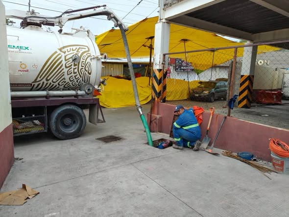 La Comisión de Agua y Alcantarillado de Tepeji del Río fortalece el mantenimiento de la red sanitaria