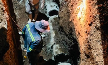 Restablecen servicio de agua potable en Tepeji del Río tras reparación de línea de conducción
