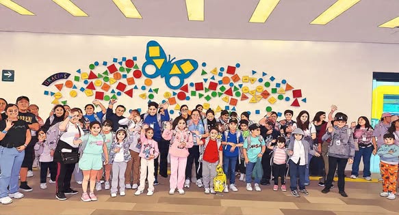 Cerca de 300 habitantes de Tepeji del Río disfrutan visita al Papalote Museo del Niño