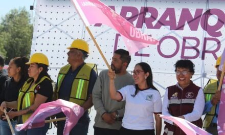 Inicia construcción de drenaje sanitario y línea de agua potable en la localidad de Texas