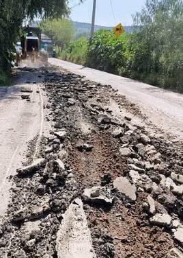 Tepeji del Río mejora vialidad en la comunidad de Quelites con rehabilitación de calle