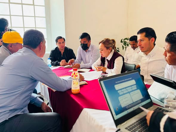 Axel Dorantes fortalece atención ciudadana durante segunda jornada de audiencia pública municipal