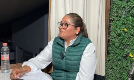 Demandan en el Ministerio Público de Tepeji, a la alcaldesa de Tepeji, por los presuntos delitos de amenazas y abuso de autoridad.