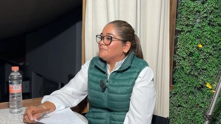 Demandan en el Ministerio Público de Tepeji, a la alcaldesa de Tepeji, por los presuntos delitos de amenazas y abuso de autoridad.