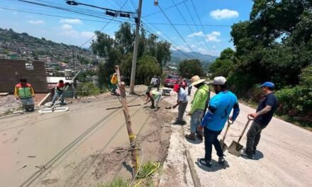 Continúa pavimentación de la calle Rutherford gracias al programa «Acciones que transforman»