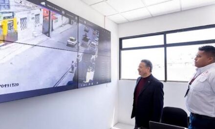 Julio Menchaca inaugura Cuartel de la Policía Estatal Cubitos