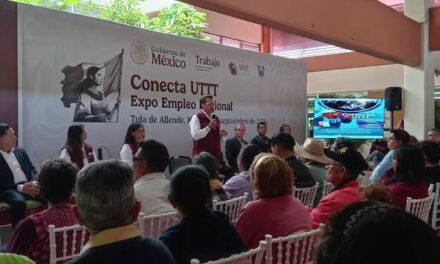 Siete habitantes de Atotonilco de Tula reciben apoyos para fortalecer el autoempleo