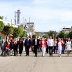 Se lleva a cabo evento cívico y desfile con motivo del 216 aniversario de la Independencia de México