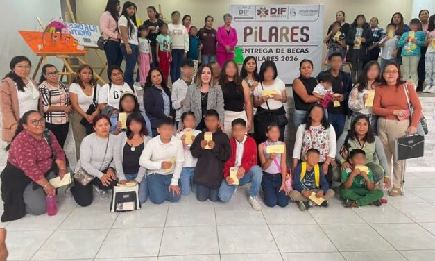 Entregan becas PILARES 2026 a niñas, niños y adolescentes de la región Tula