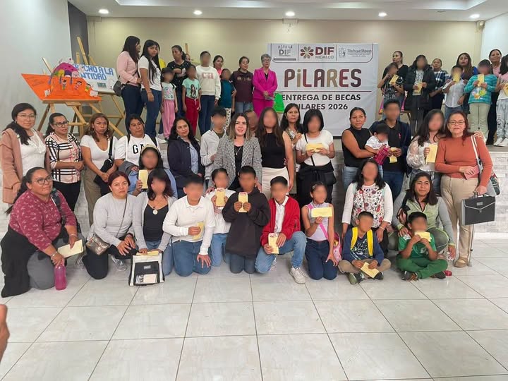 Entregan becas PILARES 2026 a niñas, niños y adolescentes de la región Tula