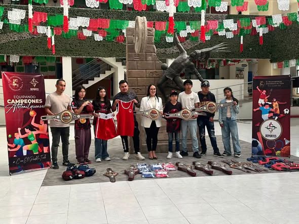 Impulsan talento deportivo con equipamiento para escuela de boxeo en Atotonilco