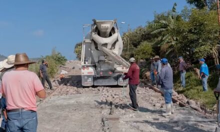Entregan ollas de concreto para fortalecer actividades productivas en Tinajas