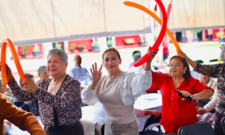 Tepeji del Río celebra a los adultos mayores