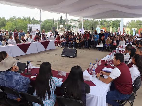 Gobierno de territorio llega a Atotonilco de Tula