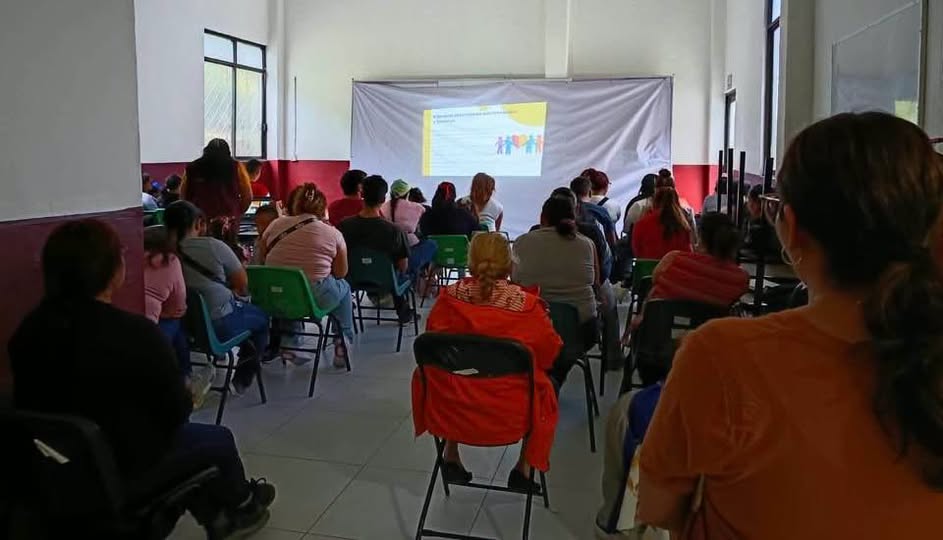 DIF Tepeji del Río realiza taller “Escuela para Padres”