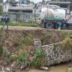 Concluyen trabajos para atender derrame de drenaje en Tlaxinacalpan
