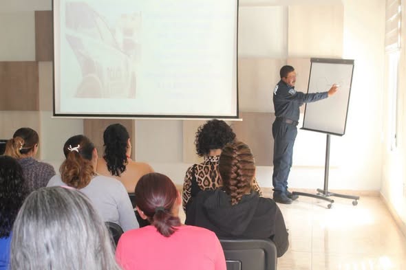Inicia curso gratuito de manejo para mujeres en Atotonilco de Tula