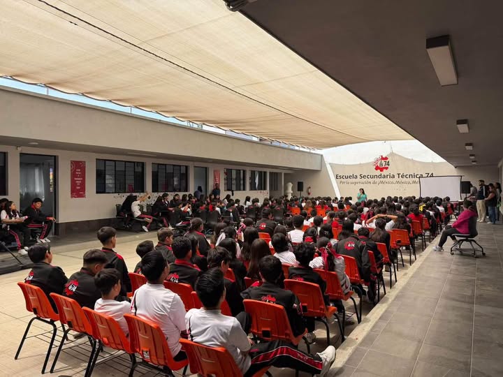 Realizan jornada de prevención del sicuidio en secundaria de Tepeji del Río