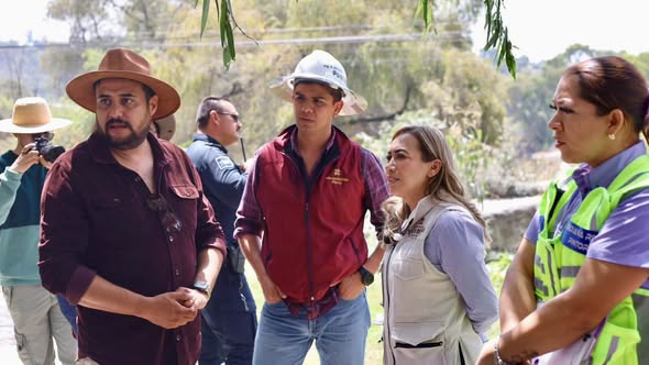 Supervisan proyecto para construcción de nuevo puente en Tianguistengo, La Romera