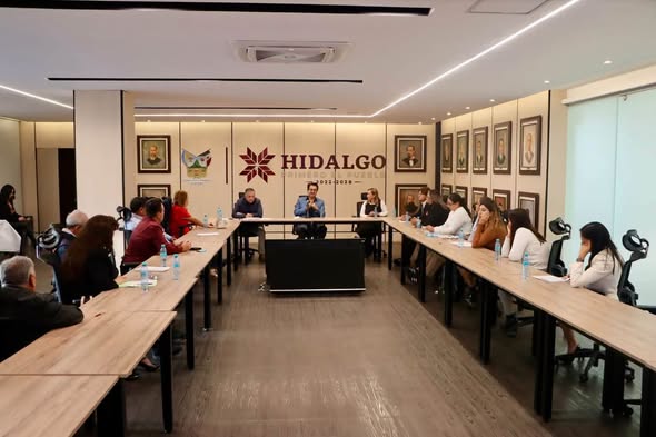 Gobierno estatal y Ayuntamiento de Tepeji del Río dialogan sobre temas municipales