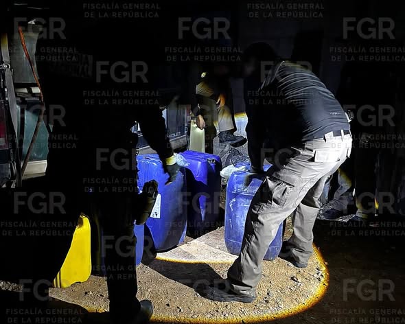FGR asegura más de 7 mil 600 litros de hidrocarburo en Tlahuelilpan